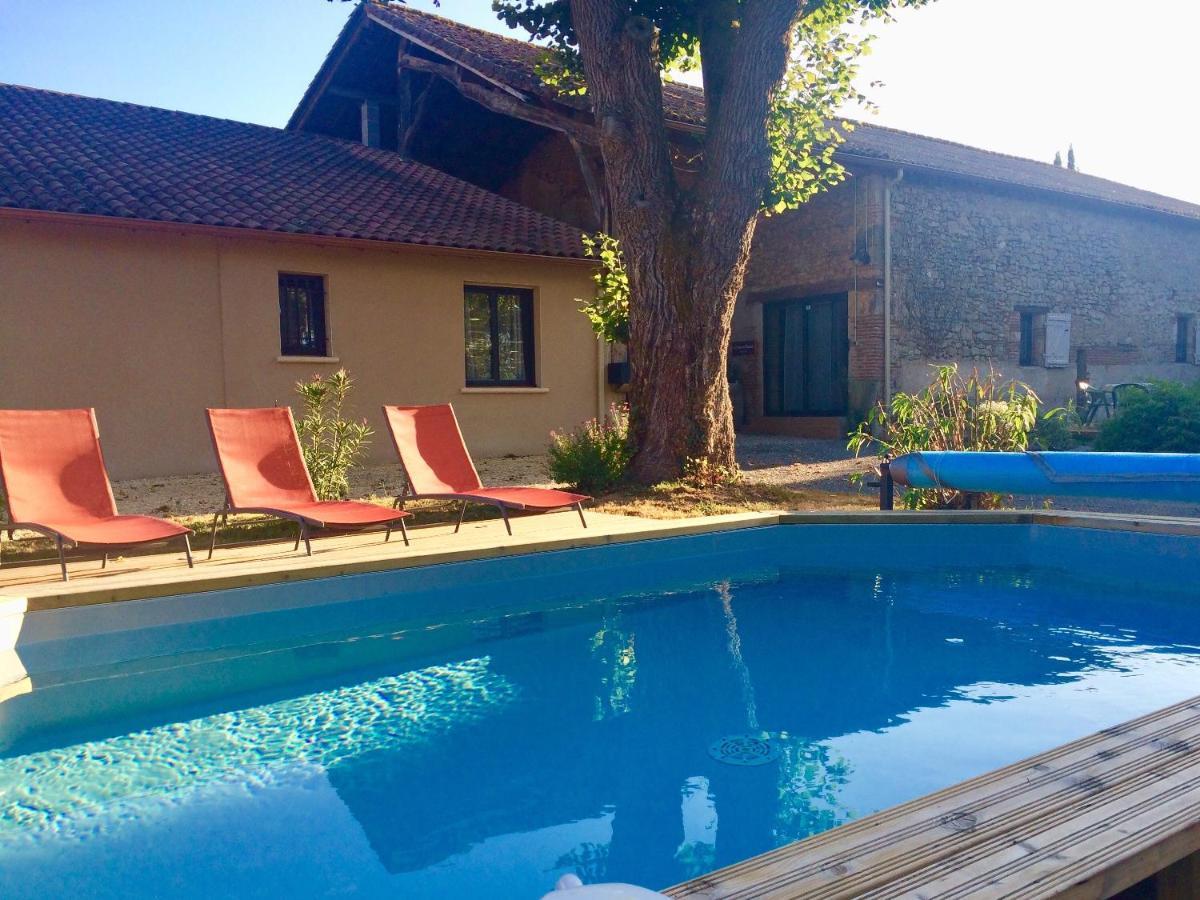Petit Loft Ideal, Tourisme Et Affaires Ledat Kültér fotó